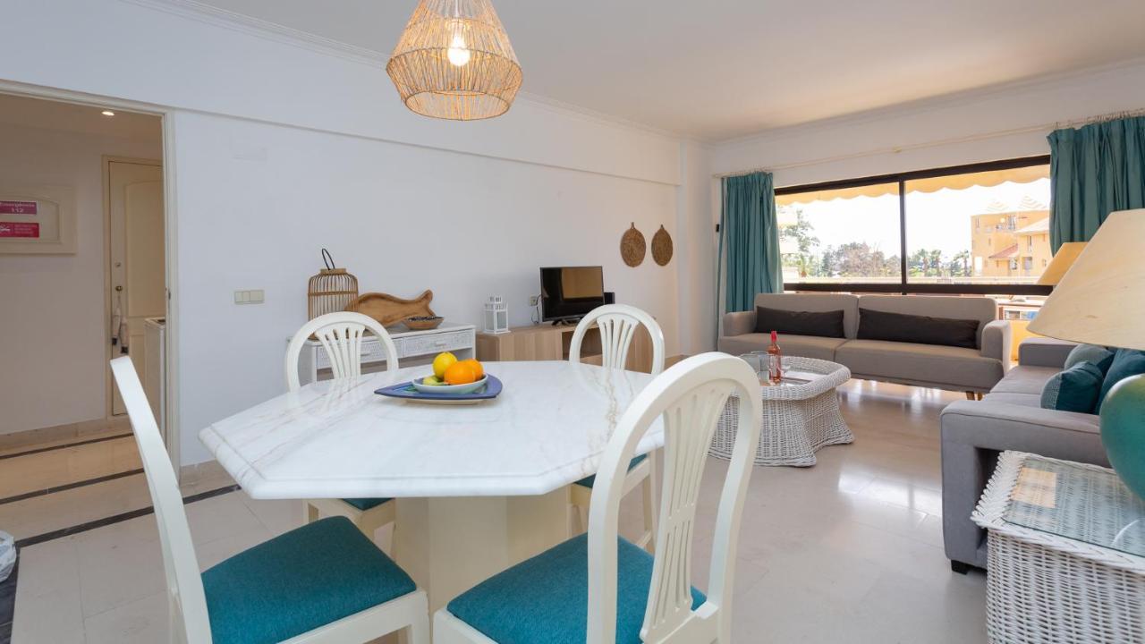 קווארטיירה Marina 2Bdr Apartment With Balcony & Pool - 5Min From Beach By Lovelystay מראה חיצוני תמונה