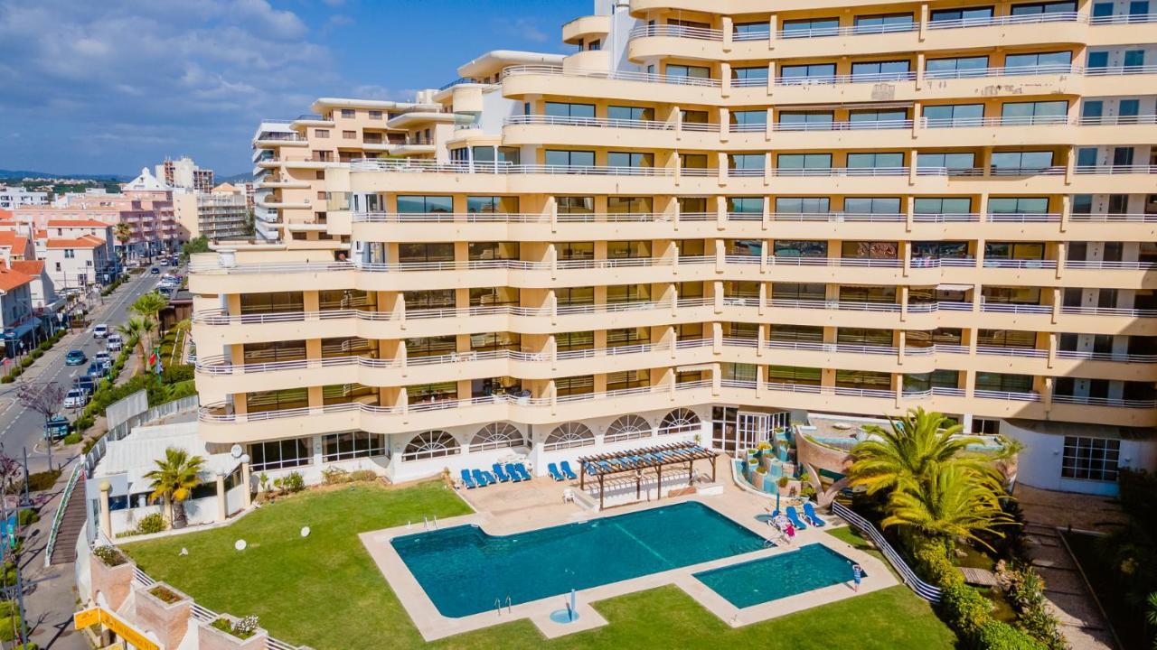 קווארטיירה Marina 2Bdr Apartment With Balcony & Pool - 5Min From Beach By Lovelystay מראה חיצוני תמונה